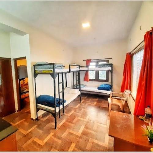 Dostel: Backpacker Hostel Kodaikanal Bagian luar foto