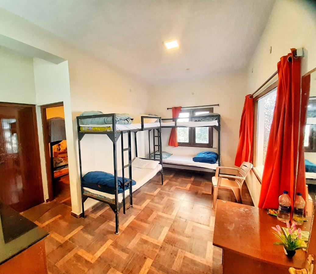 Dostel: Backpacker Hostel Kodaikanal Bagian luar foto